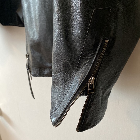 Danier leather jacket - Picture 4 of 7